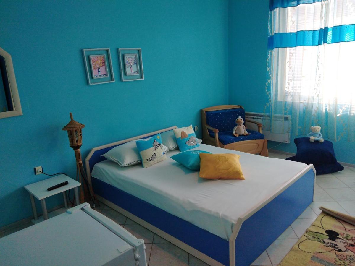 Къща За Гости Синьо Лято Pomorie Ngoại thất bức ảnh