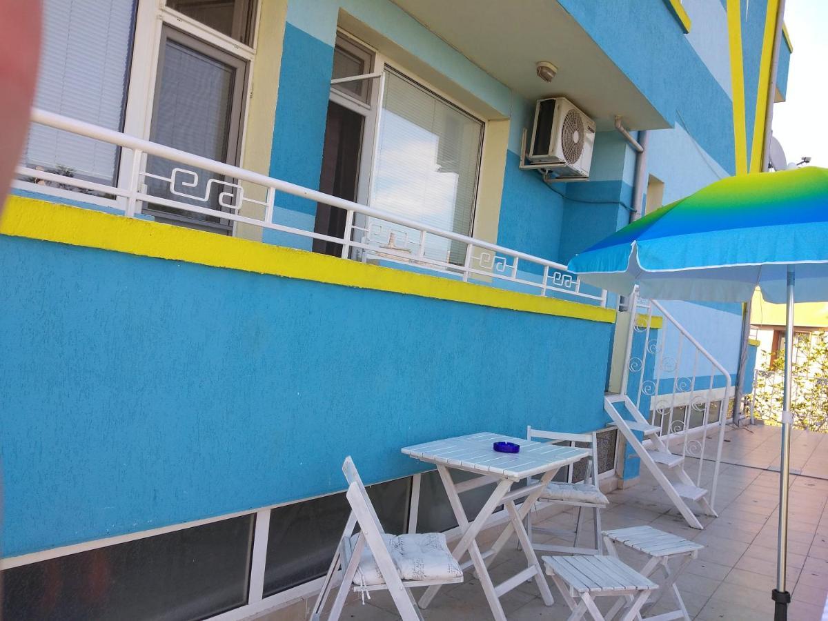 Къща За Гости Синьо Лято Pomorie Ngoại thất bức ảnh