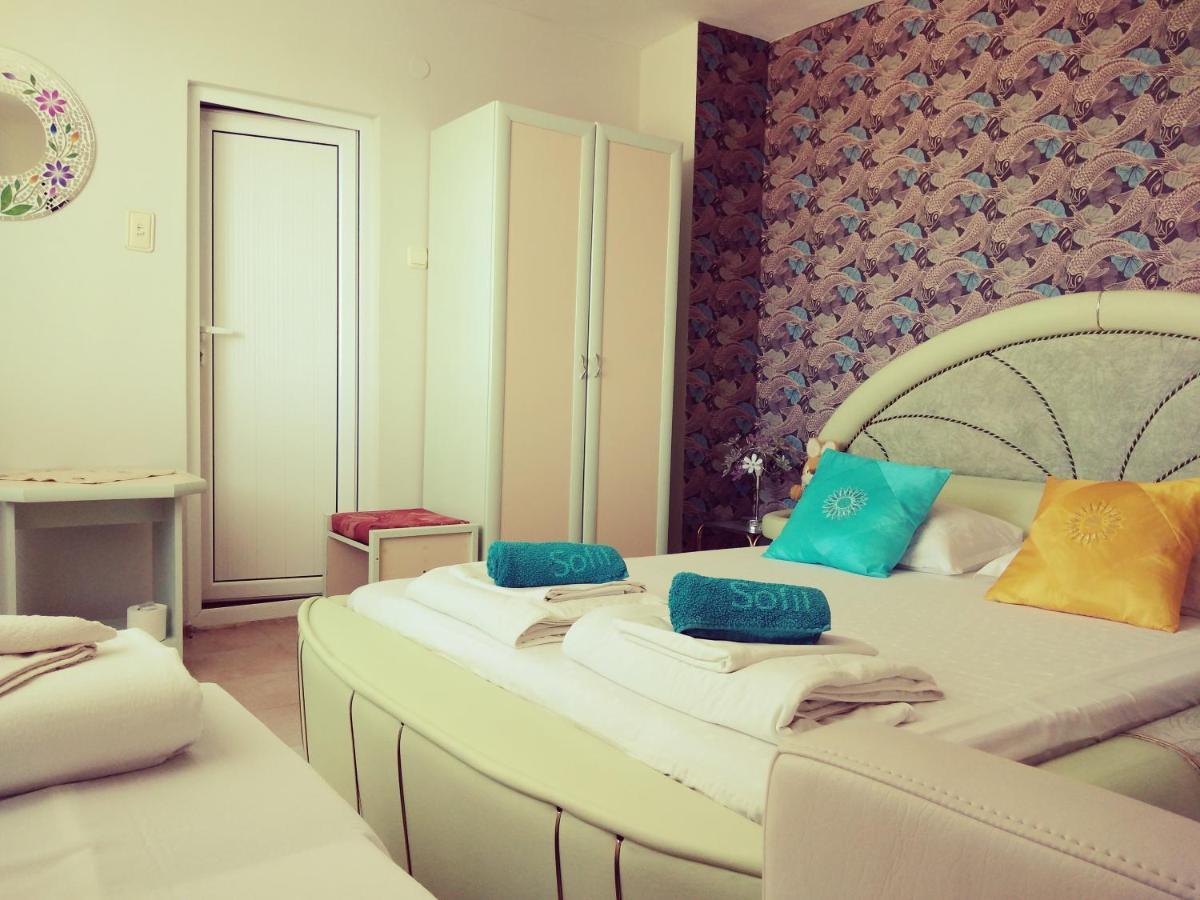 Къща За Гости Синьо Лято Pomorie Ngoại thất bức ảnh