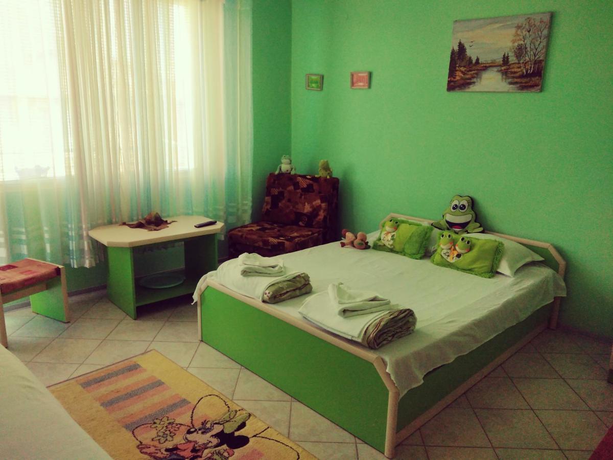 Къща За Гости Синьо Лято Pomorie Ngoại thất bức ảnh